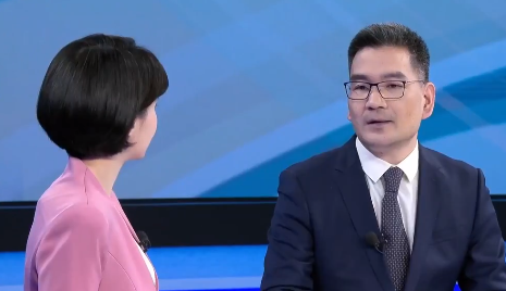 老百姓關(guān)心的事也就是政府工作報告要強調的事