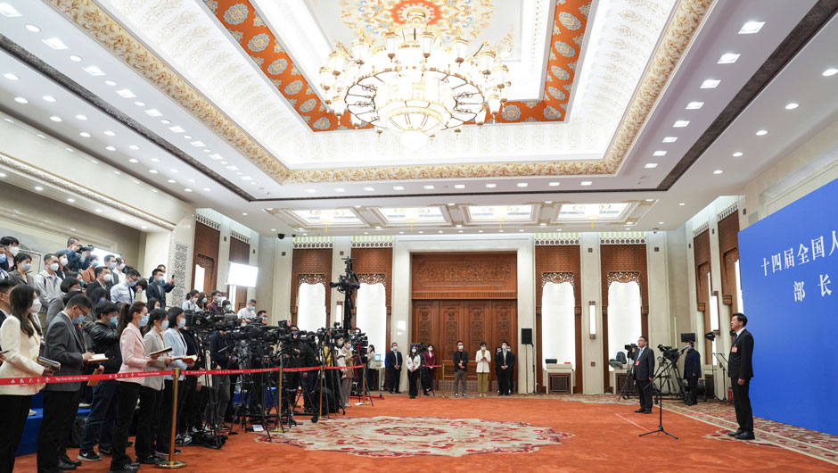 第三場(chǎng)“部長(cháng)通道”采訪(fǎng)活動(dòng)現場(chǎng)