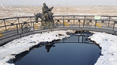 扎根沃土掘“黑金” 沖向“云端”數星辰——來(lái)自新疆克拉瑪依的蹲點(diǎn)觀(guān)察