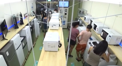 人氣！24小時(shí)營(yíng)業(yè) 東京無(wú)人家電商場(chǎng)受追捧