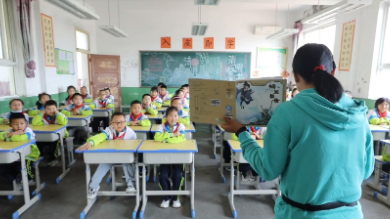 中國故事｜在鄉村，用故事澆灌成長(cháng)