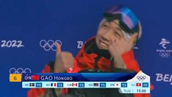 他只得了15分卻笑得很幸福 閃光的，不只有獎牌